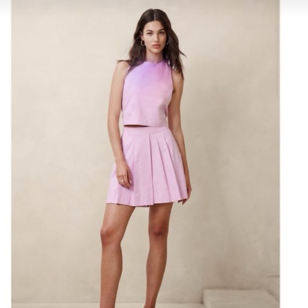 Women's Banana Republic Pink Pleated Shorts